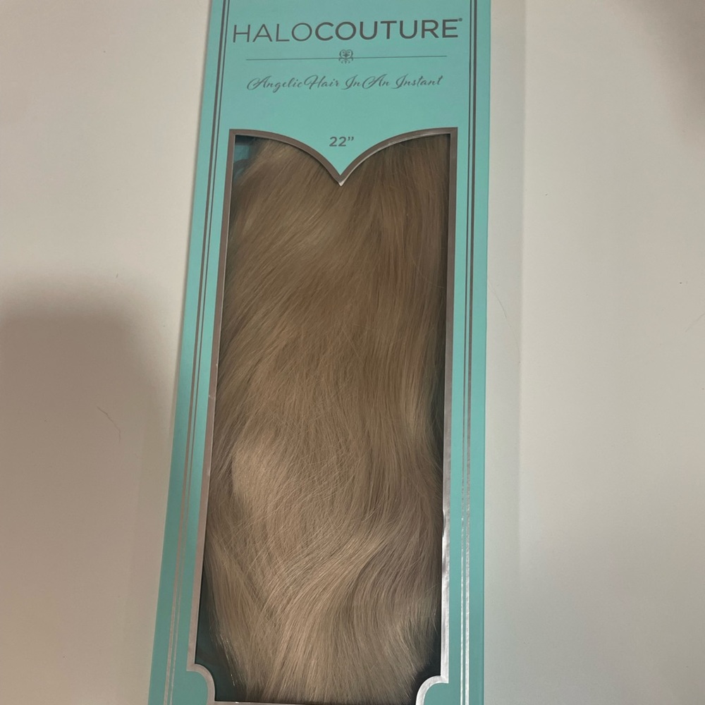 Blonde layered 22” Halo Couture Extensions in #60